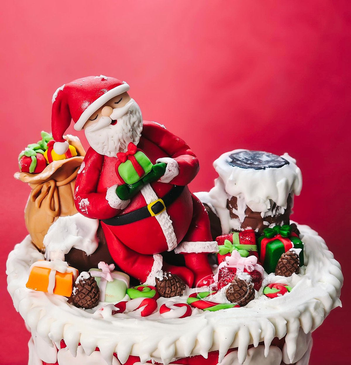Liva Yılbaşı Noel Baba'nın Hediye Evi Özel Pasta