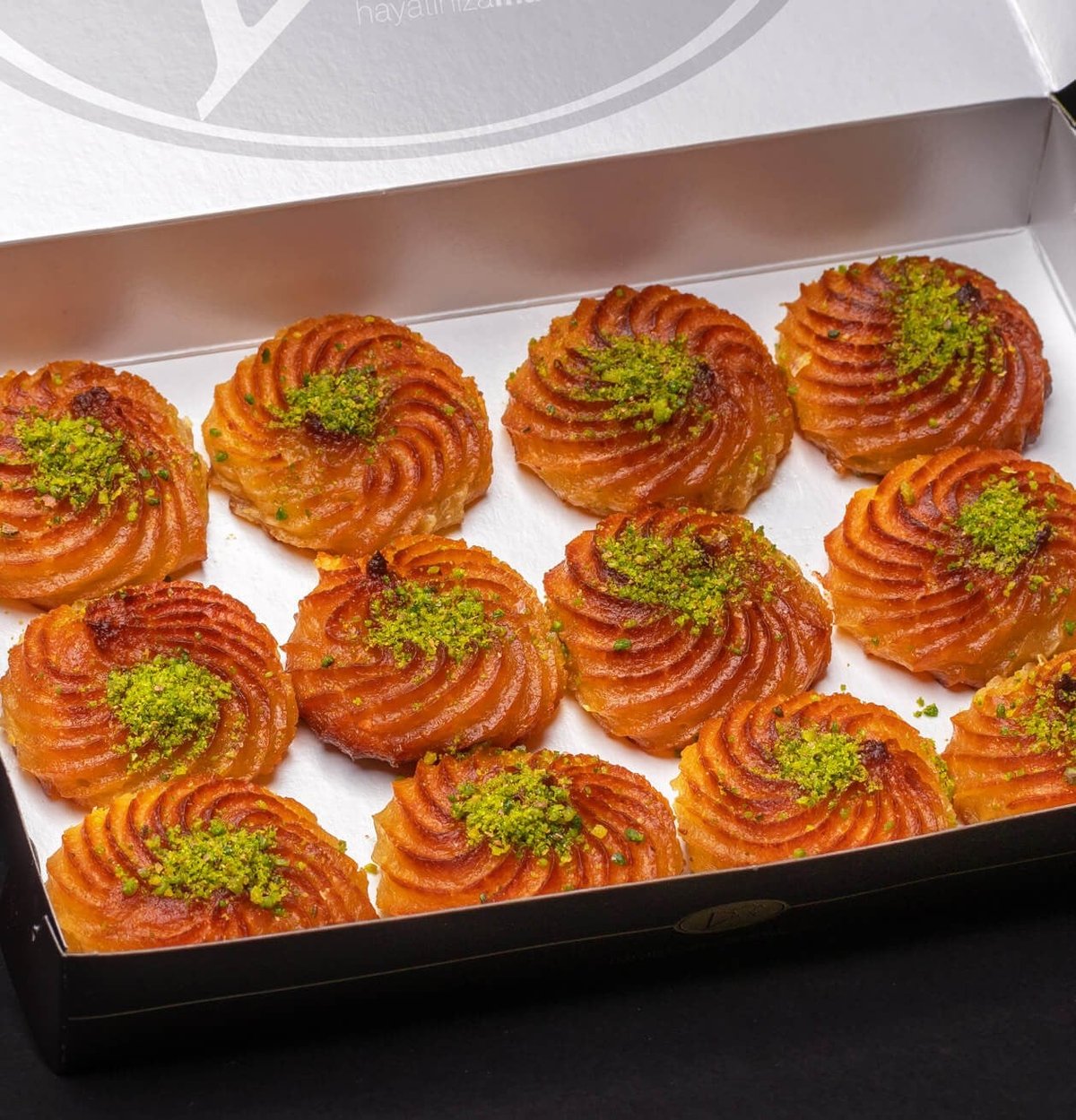 Lor Tatlısı (12 adet)