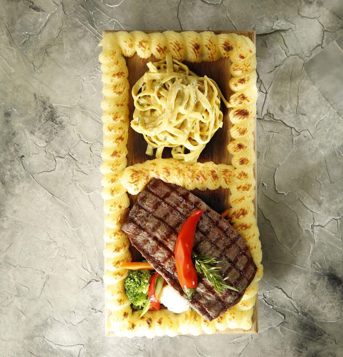 Meşede Steak