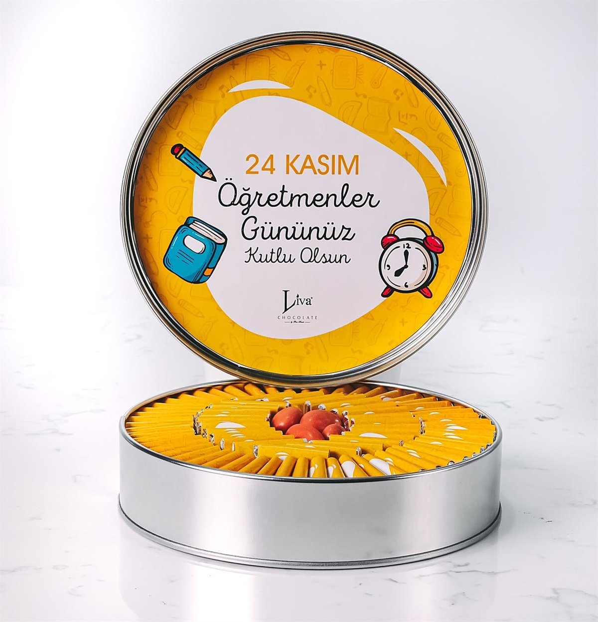 Metal Kutu Öğretmenler Günü Çikolatası Sarı Tasarım (80 Adet Napoliten Çikolata)