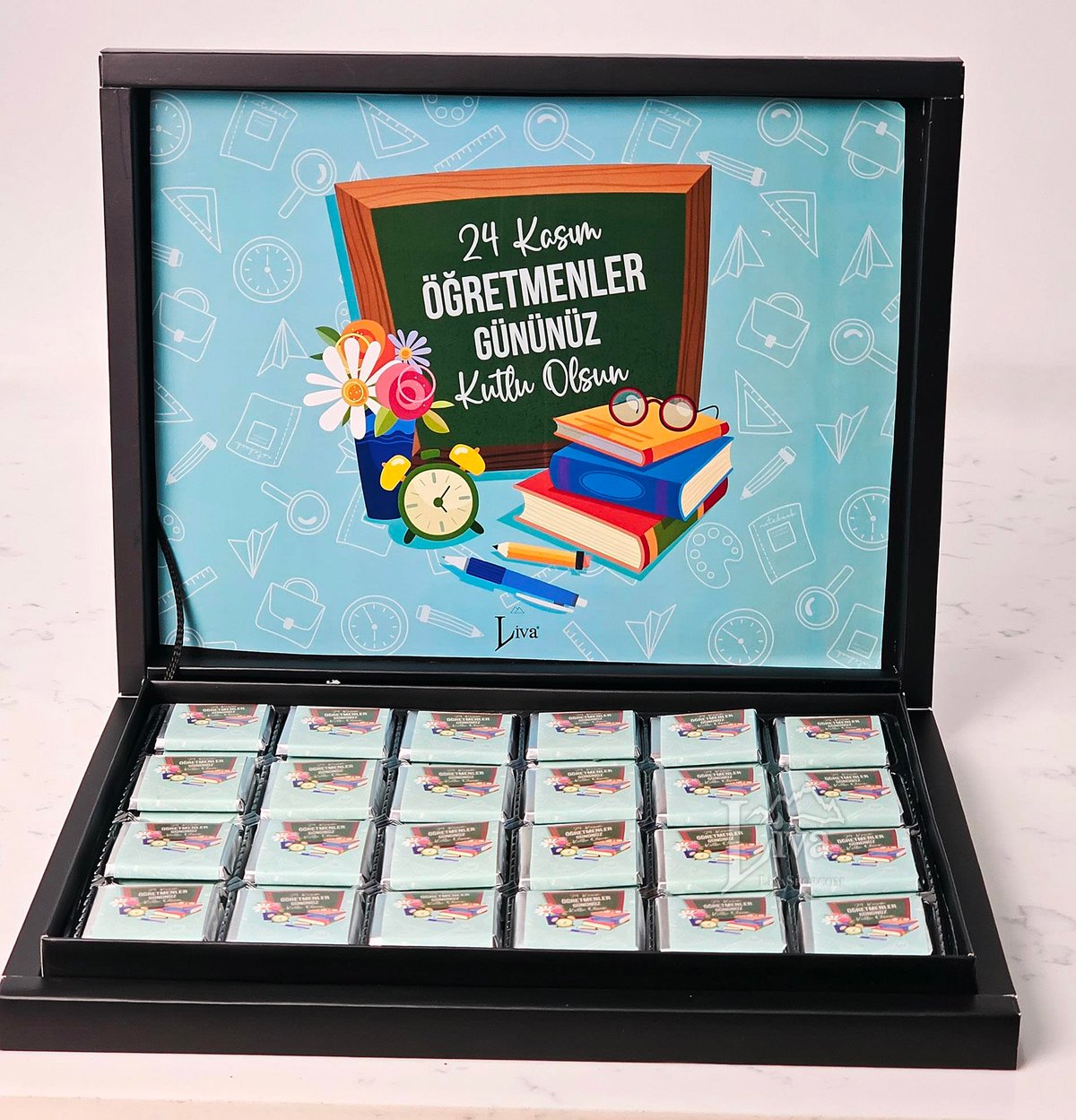 Öğretmenler Günü Kitaplı Tasarım Sargılı Madlen Çikolata 72'li Paket