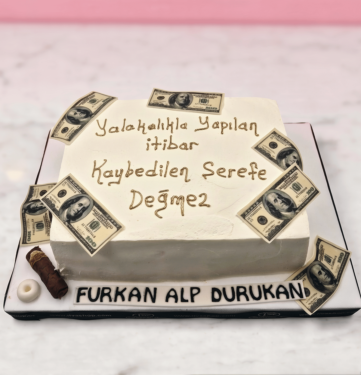 Puro Dolar Özel Pasta