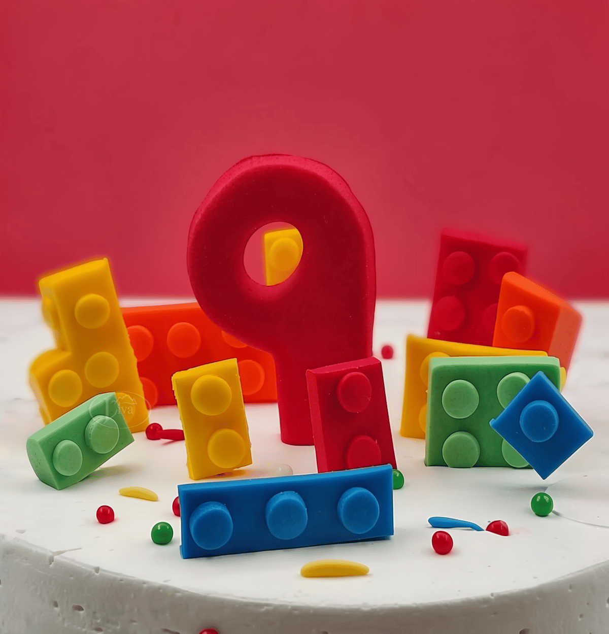 Renkli Bloklar Dünyası Özel Pasta