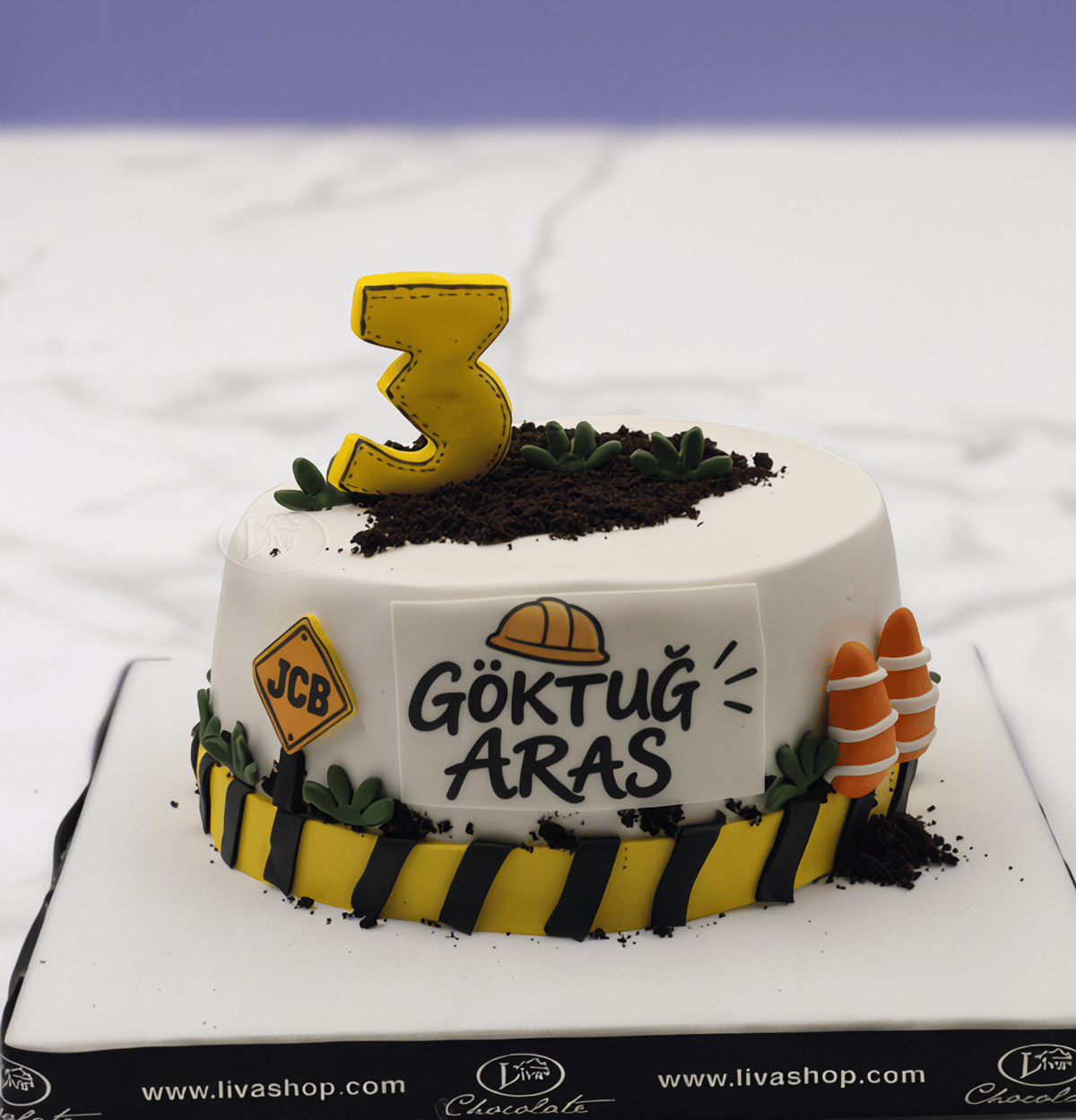 Sarı Baret Özel Pasta