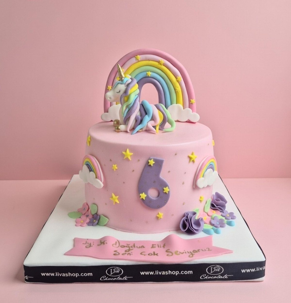 Unicorn'un Yıldızlı Bahçesi Özel Pasta