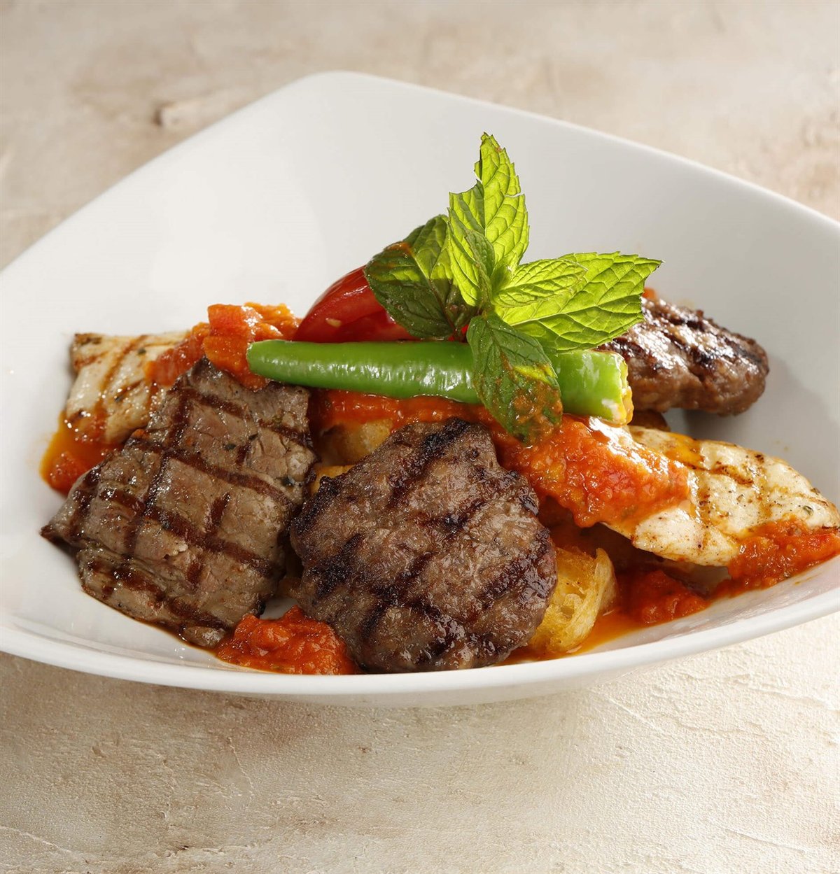 Yoğurtlu Kebap