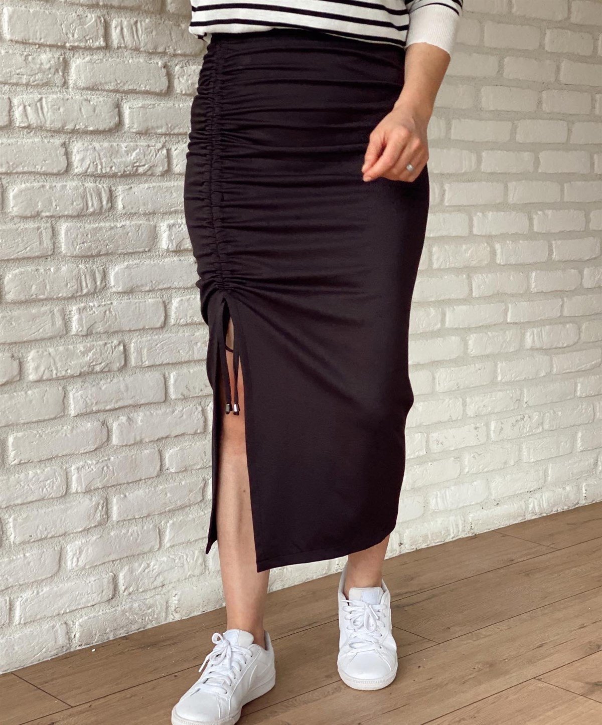 Büzgülü Bağcıklı Etek Siyah