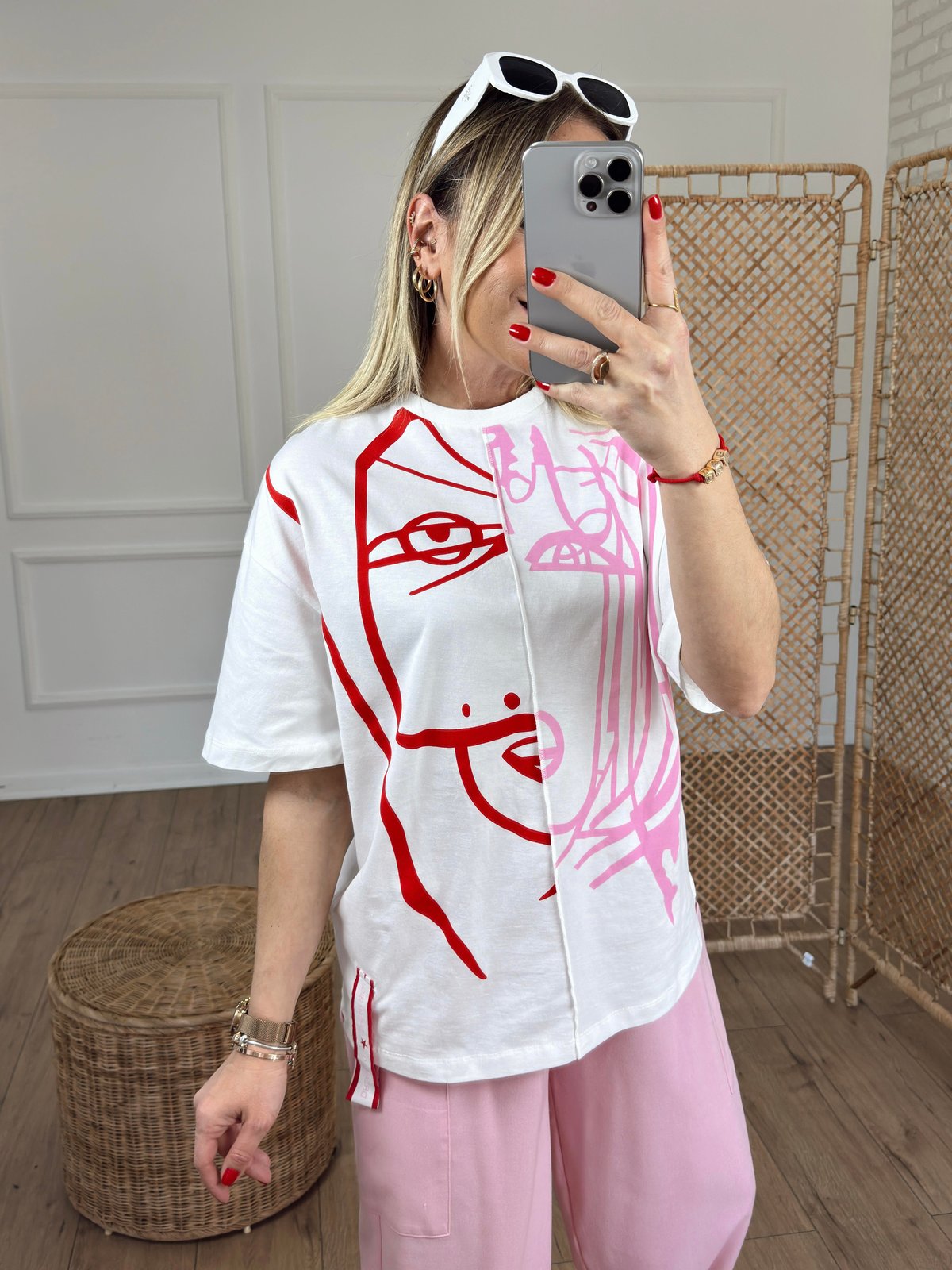 Etiket Detaylı Bisiklet Yaka Tshirt EKRU