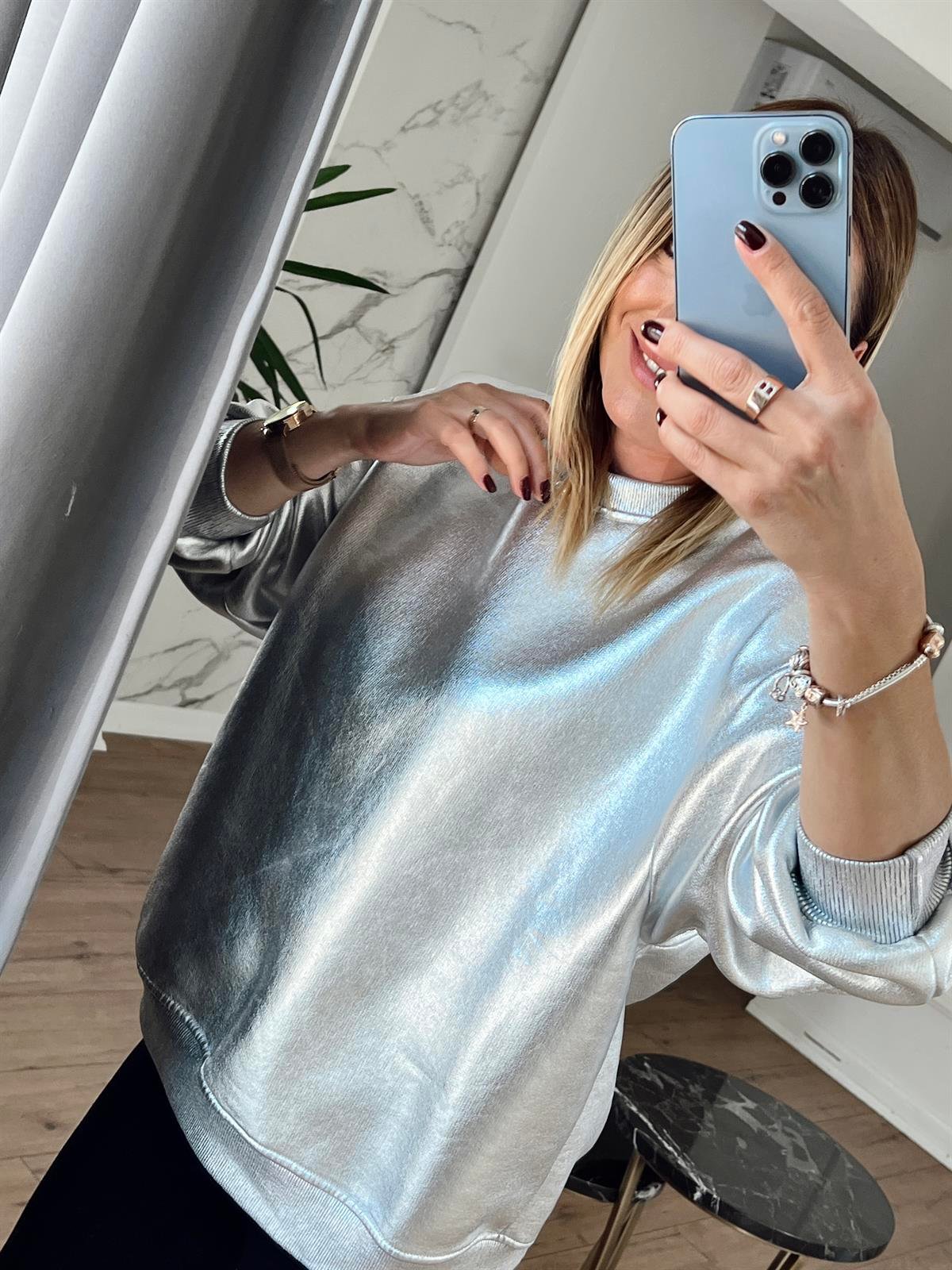 Gümüş Bisiklet Yaka Varaklı Sweat GÜMÜŞ