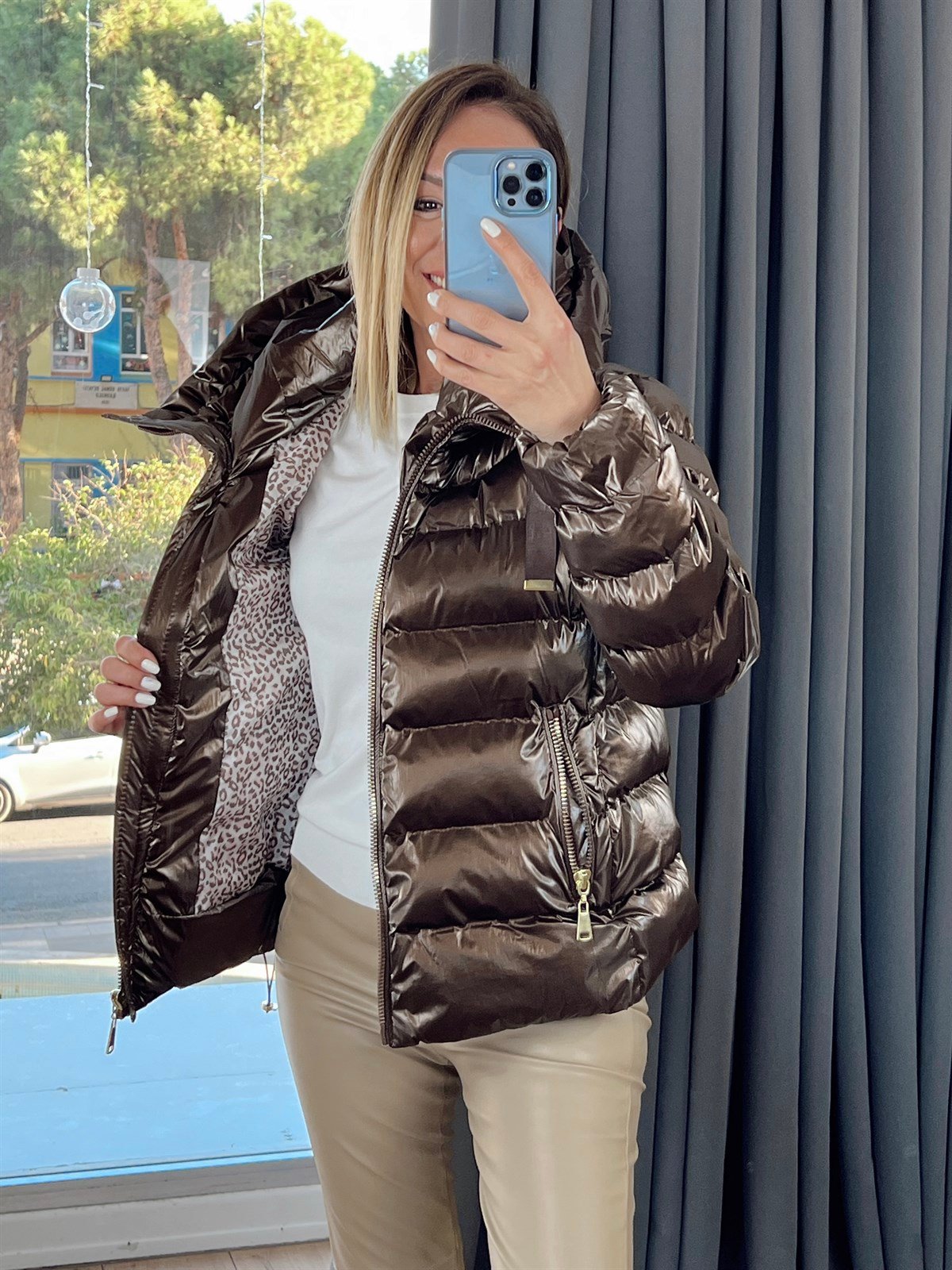 İçi Leoparlı Parlak Mont