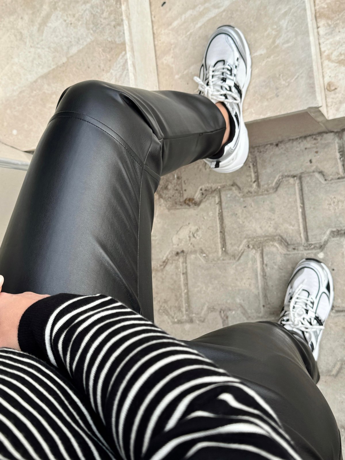Jogger Beli Bağcıklı Deri Pantolon SİYAH