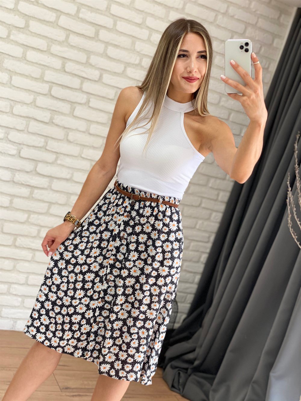 Siyah Çiçekli Etek