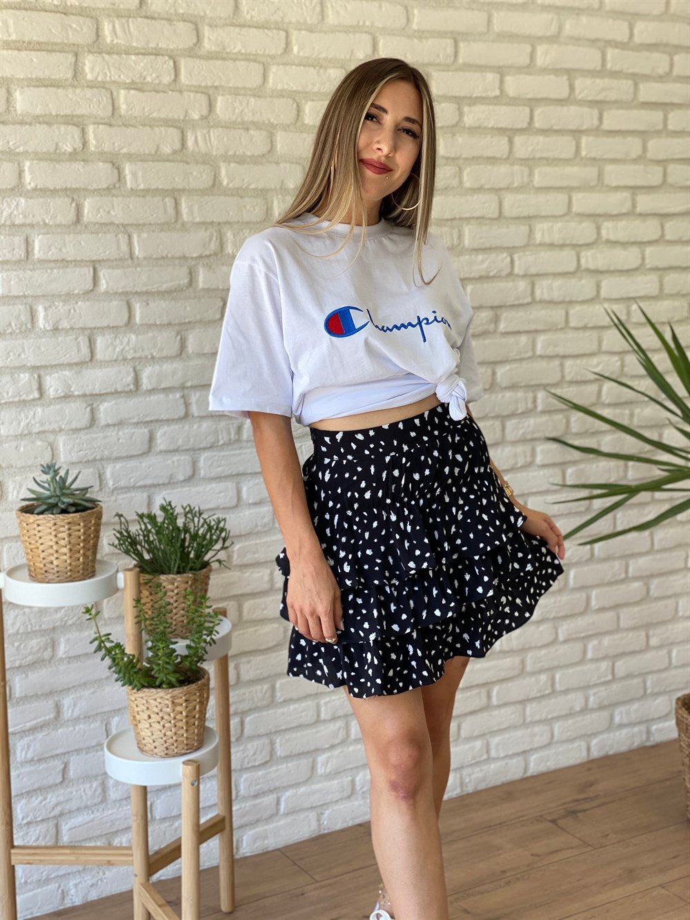 Siyah Puantiyeli Etek