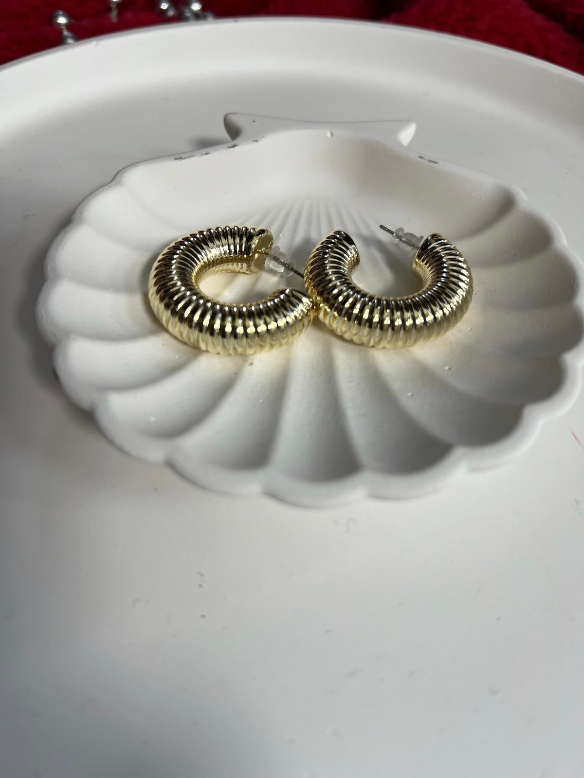 Tırtıklı Boru Halka Küpe GOLD