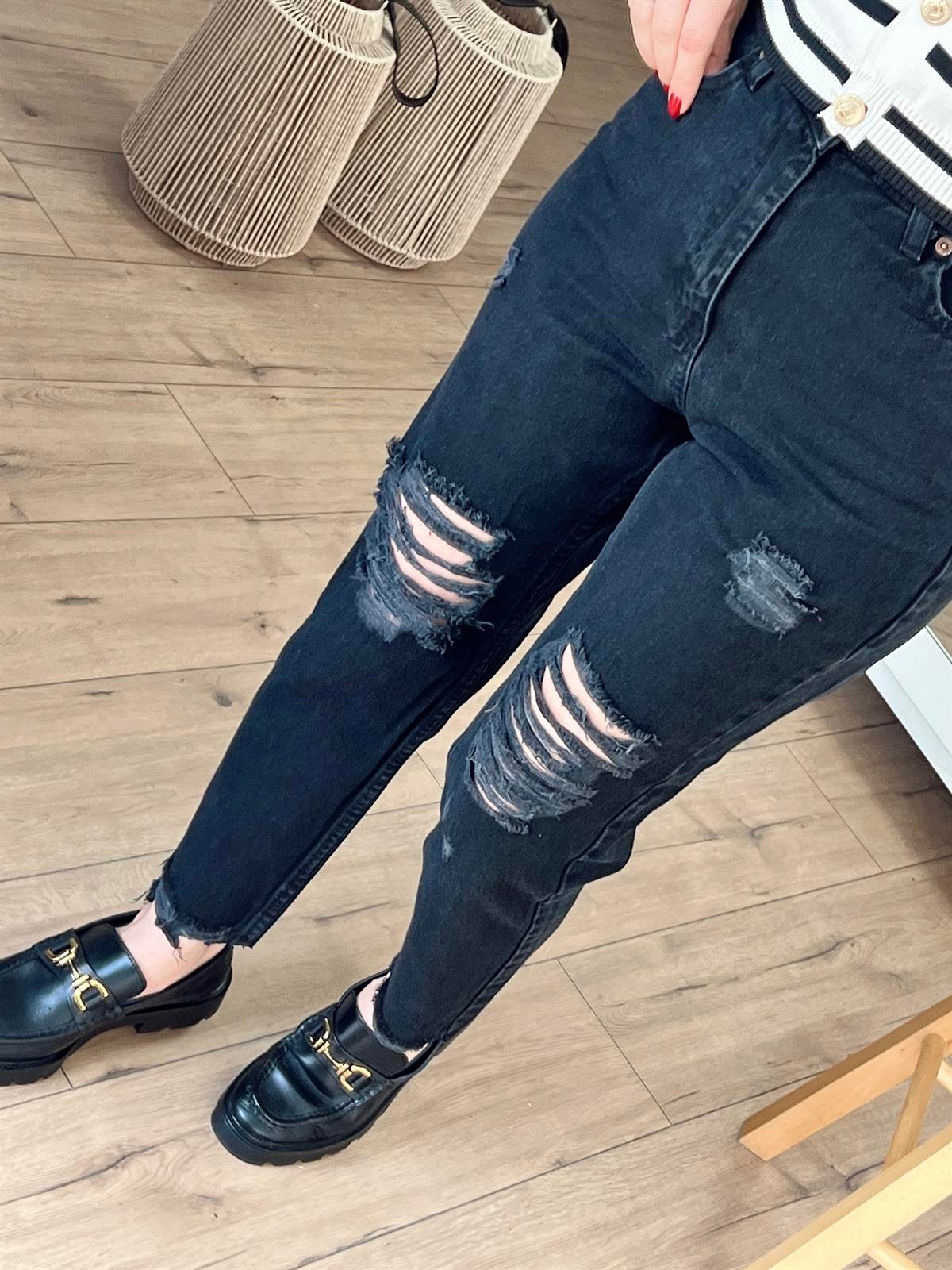 YIRTIK DETAYLI MOM JEAN SİYAH