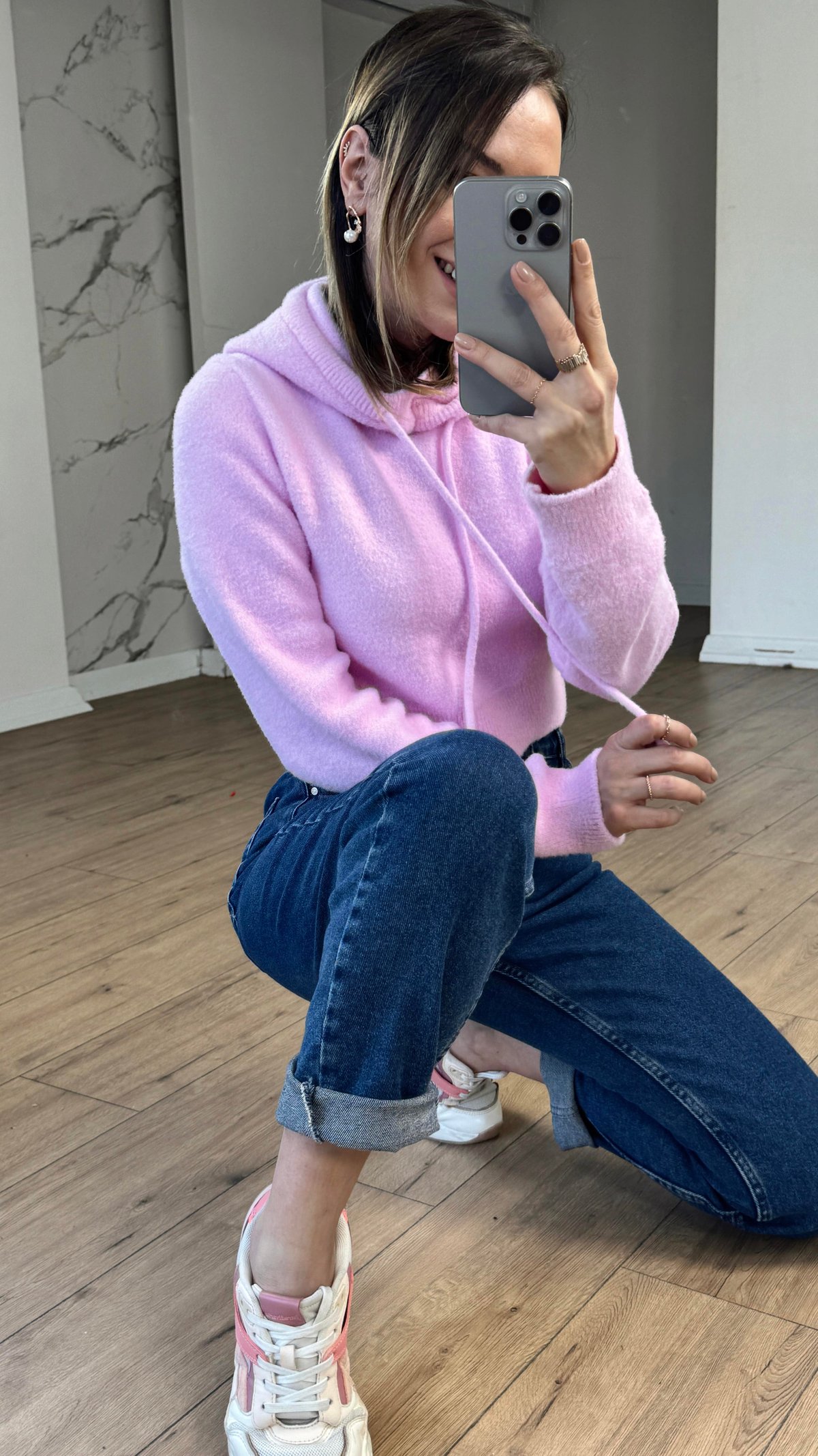 Yumuşak Dokulu Kapüşonlu Crop Kazak PEMBE
