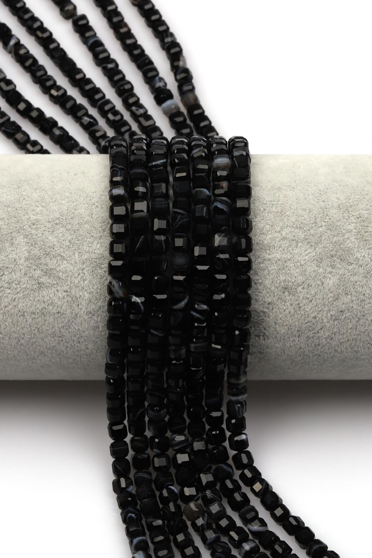 Akik Doğal Taş Dizi 4 x 4 mm Küp Kesim