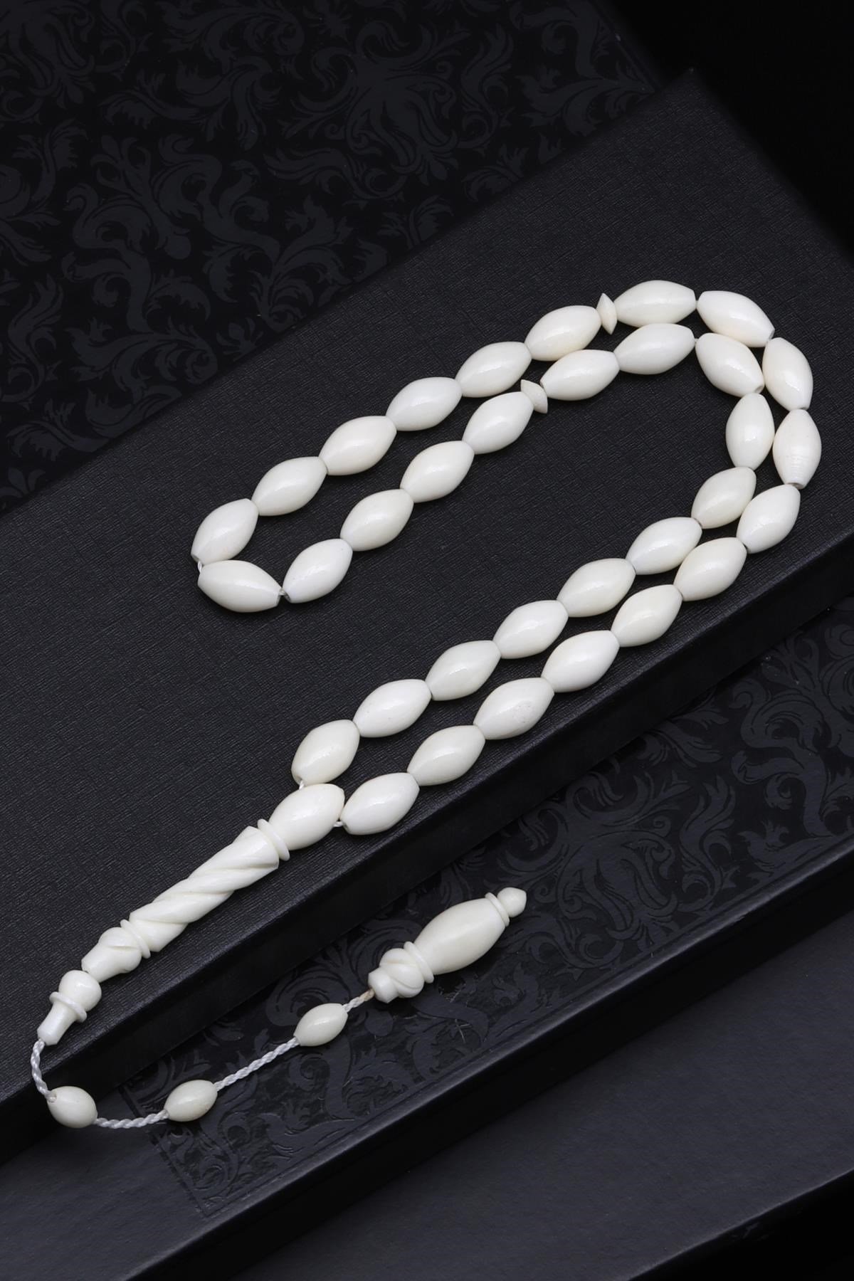 İmame Oymalı Kemik Tesbih 6 x 11 mm Arpa Kesim