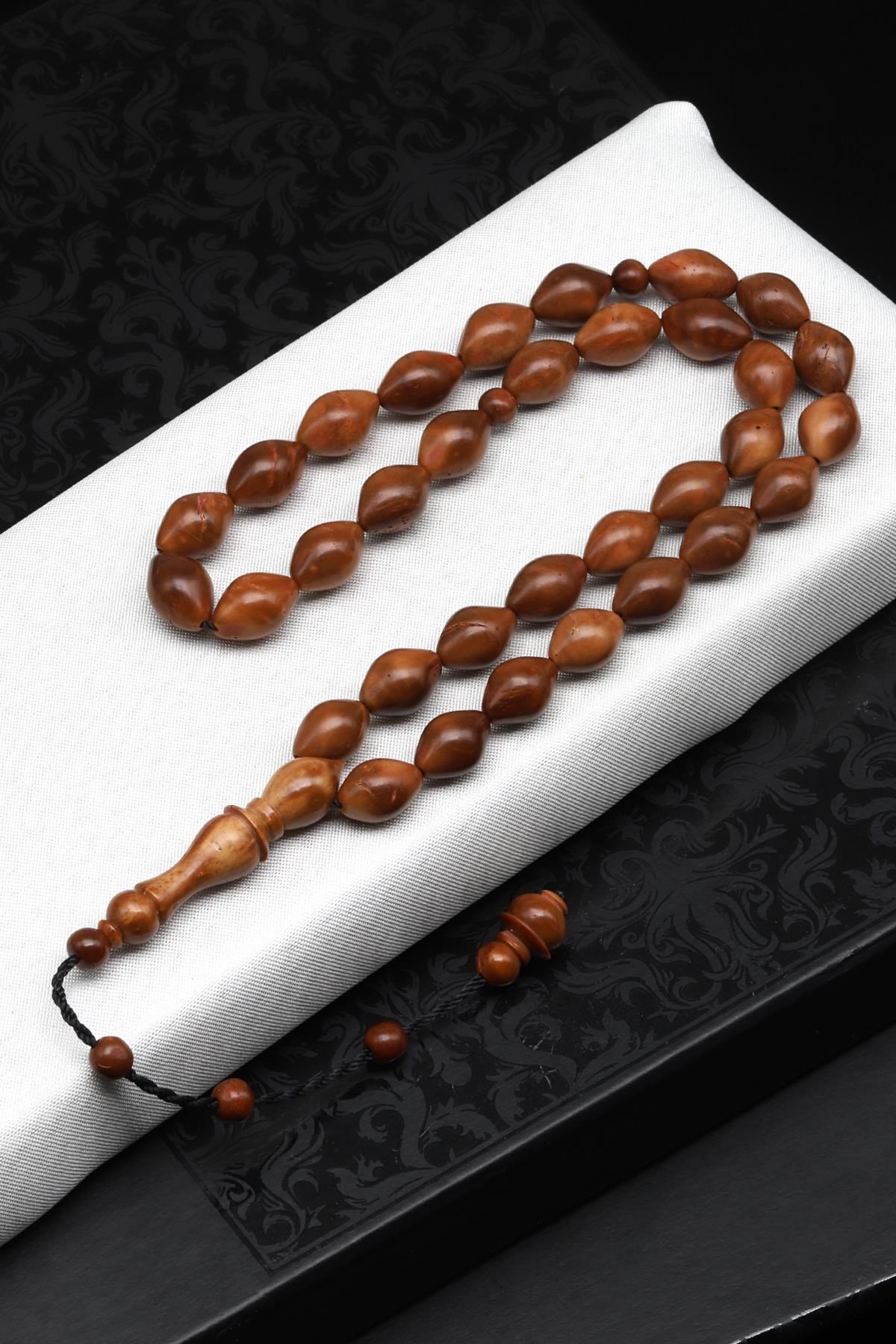 Kuka Ağacı Tesbih 8 x 11 mm Beyzi Kesim