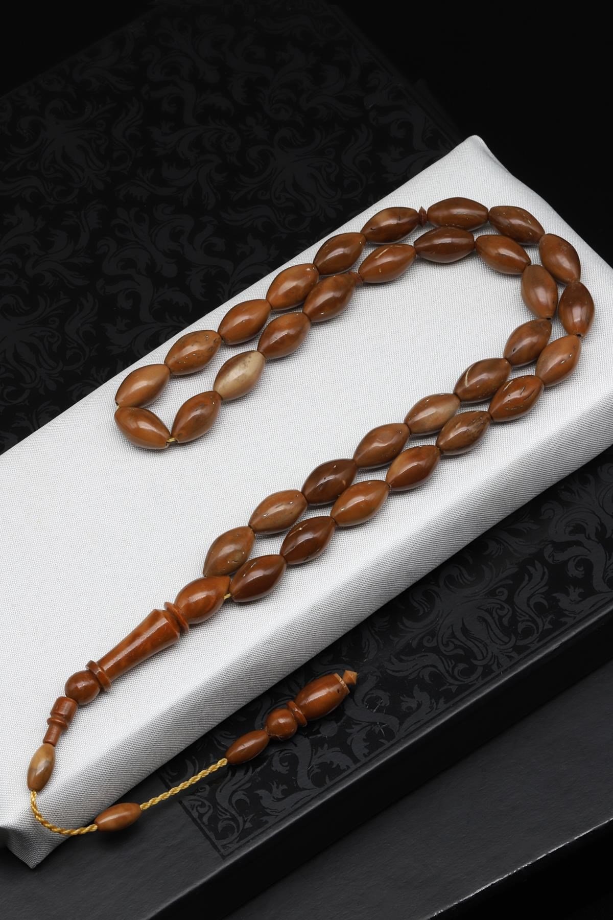 Kuka Ağacı Tesbih 8 x 13 mm Beyzi Kesim 