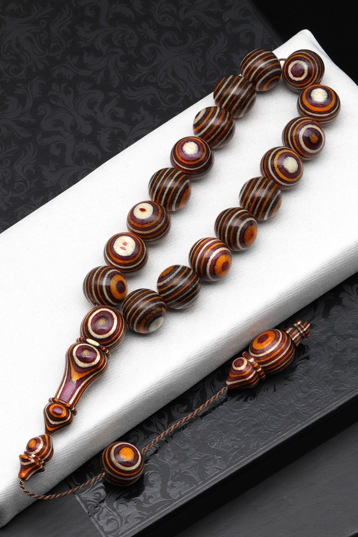 Maskot Efe Kafur Ağacı Tesbih 12 x 13 mm Küre Kesim - T-1707