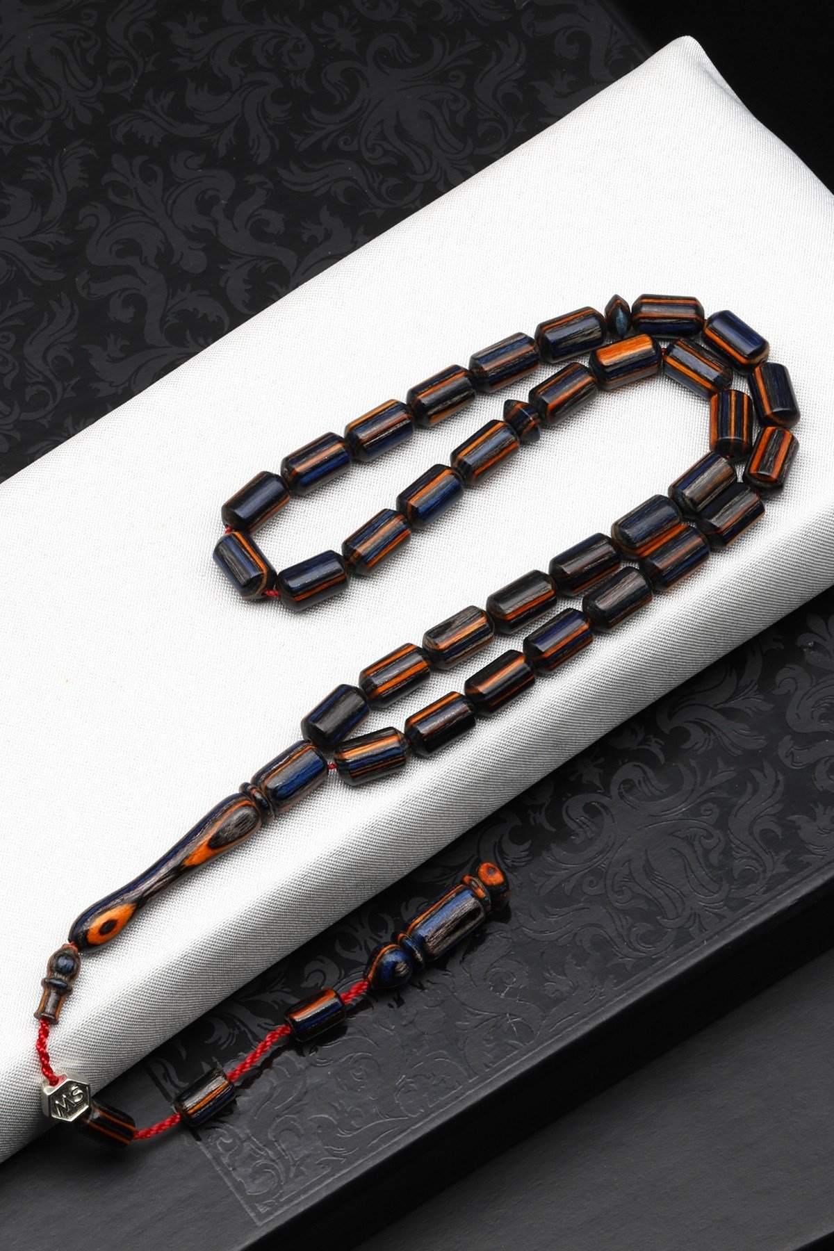 Usta İşçilikli Kafur Ağacı Tesbih 6 x 10 mm Kapsül Kesim - T-1777