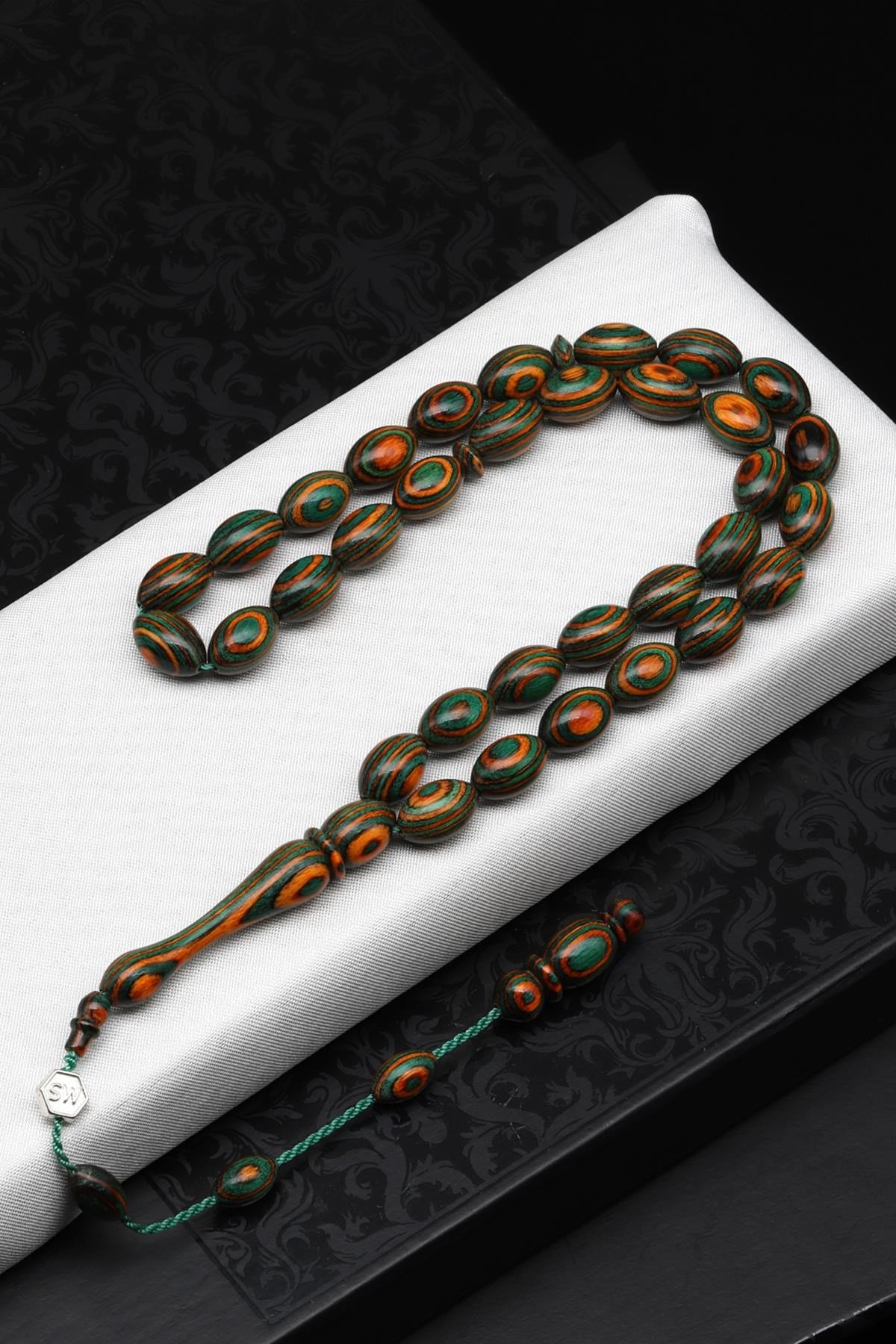 Usta İşçilikli Kafur Ağacı Tesbih 8 x 13 mm Arpa Kesim