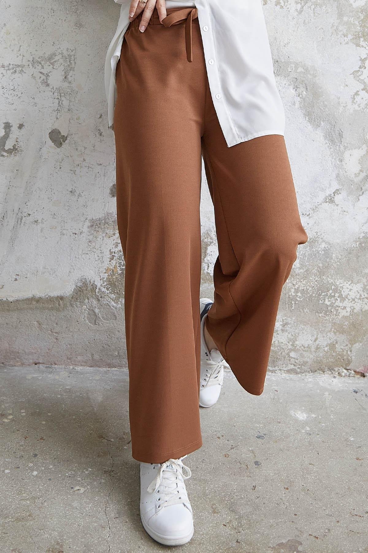 Beli Kuşaklı Bol Scuba Pantolon - Taba