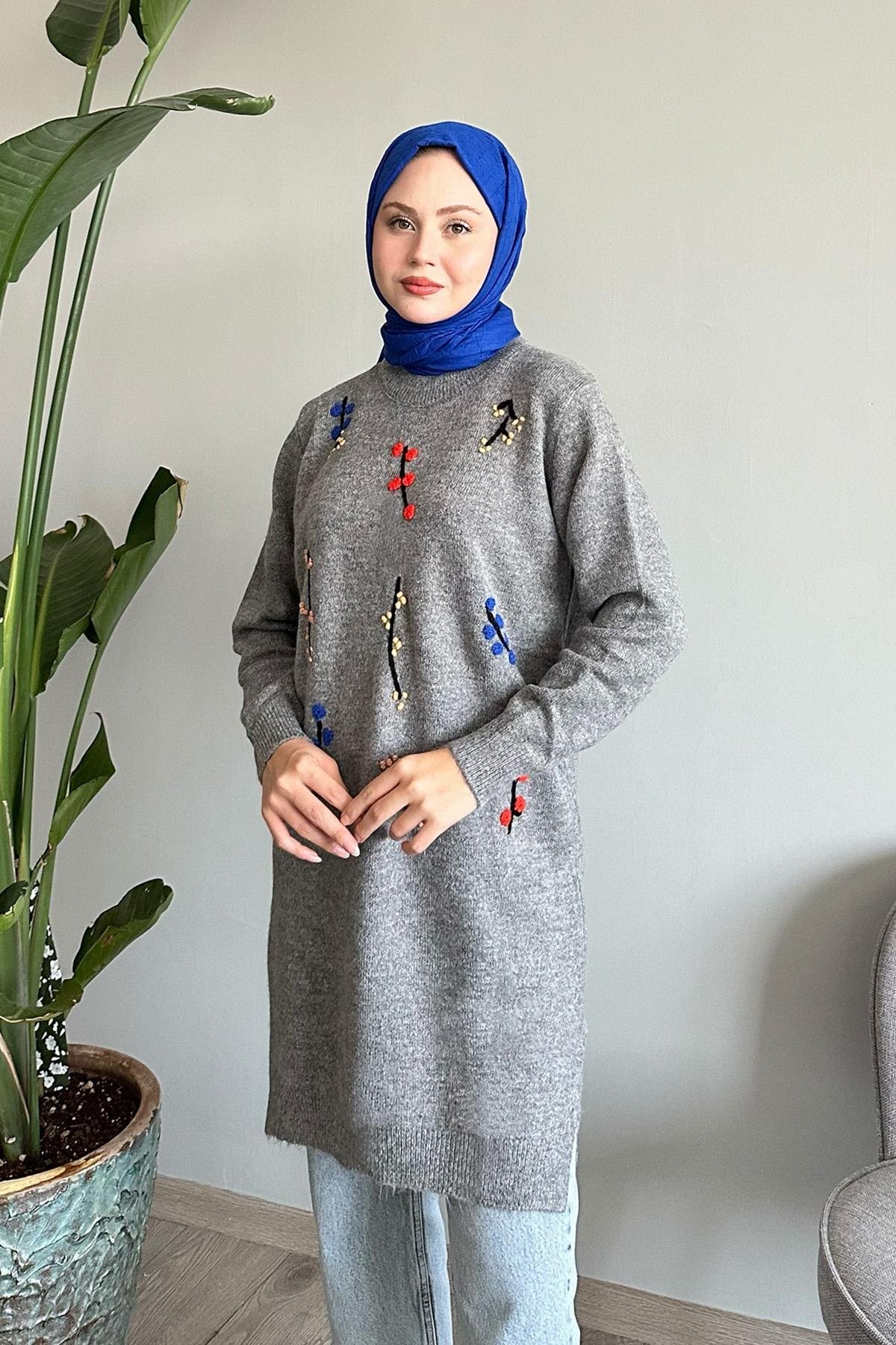 El İşi Yumoş Gri Triko Tunik