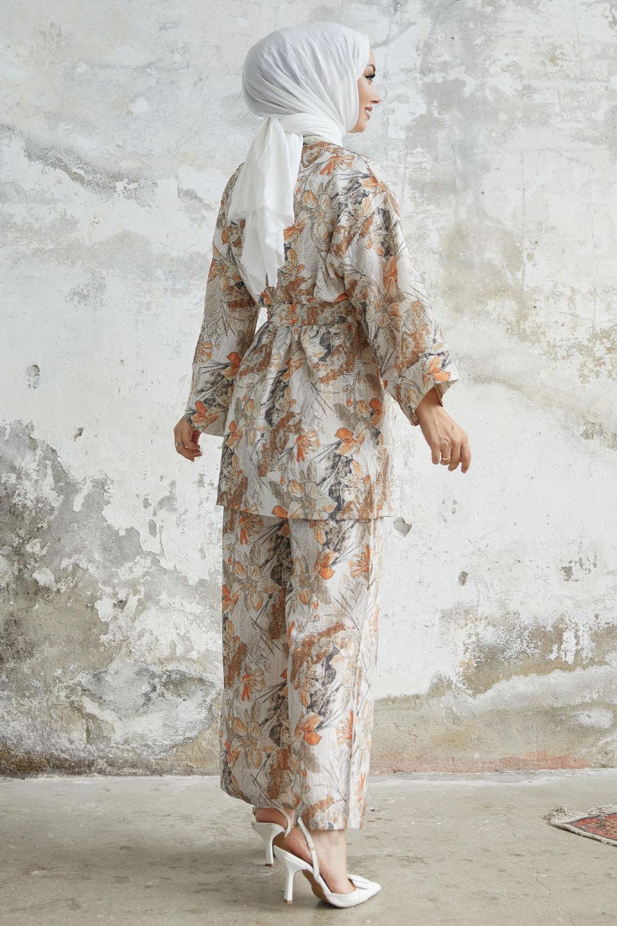 Kamelya Çiçek Desen Kimono Takım - Kahve