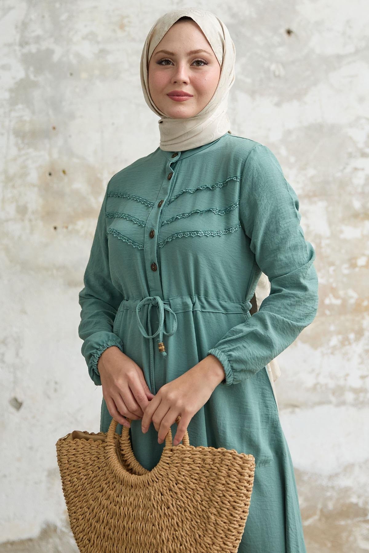 Robası Güpür Detay Mint Ayrobin Elbise