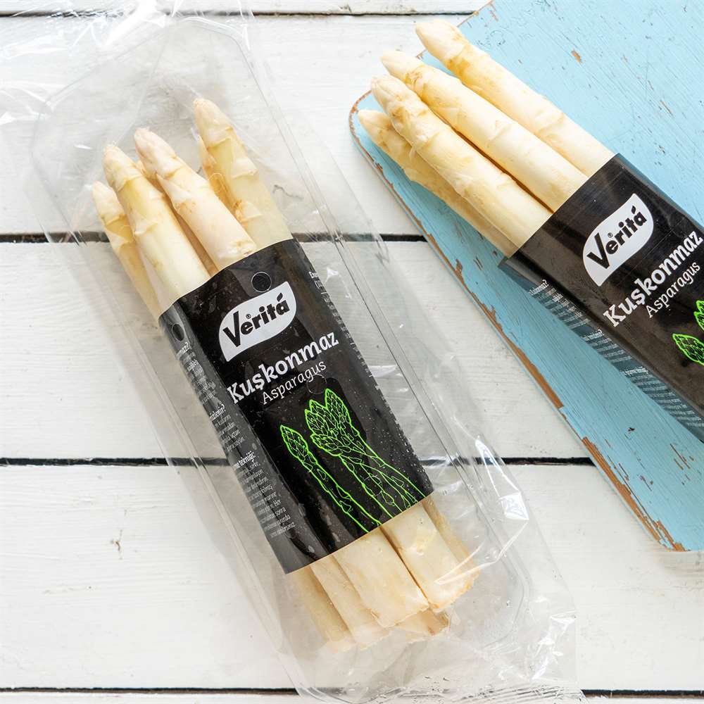 Beyaz Kuşkonmaz, Paket