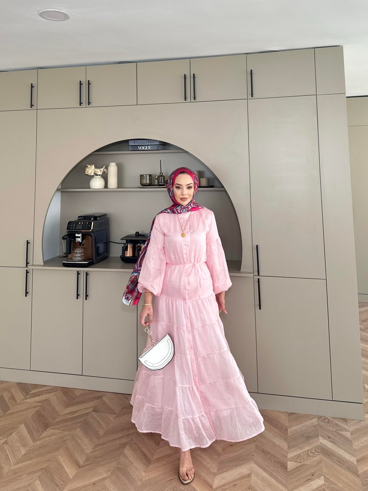 Abel Elbise Pembe