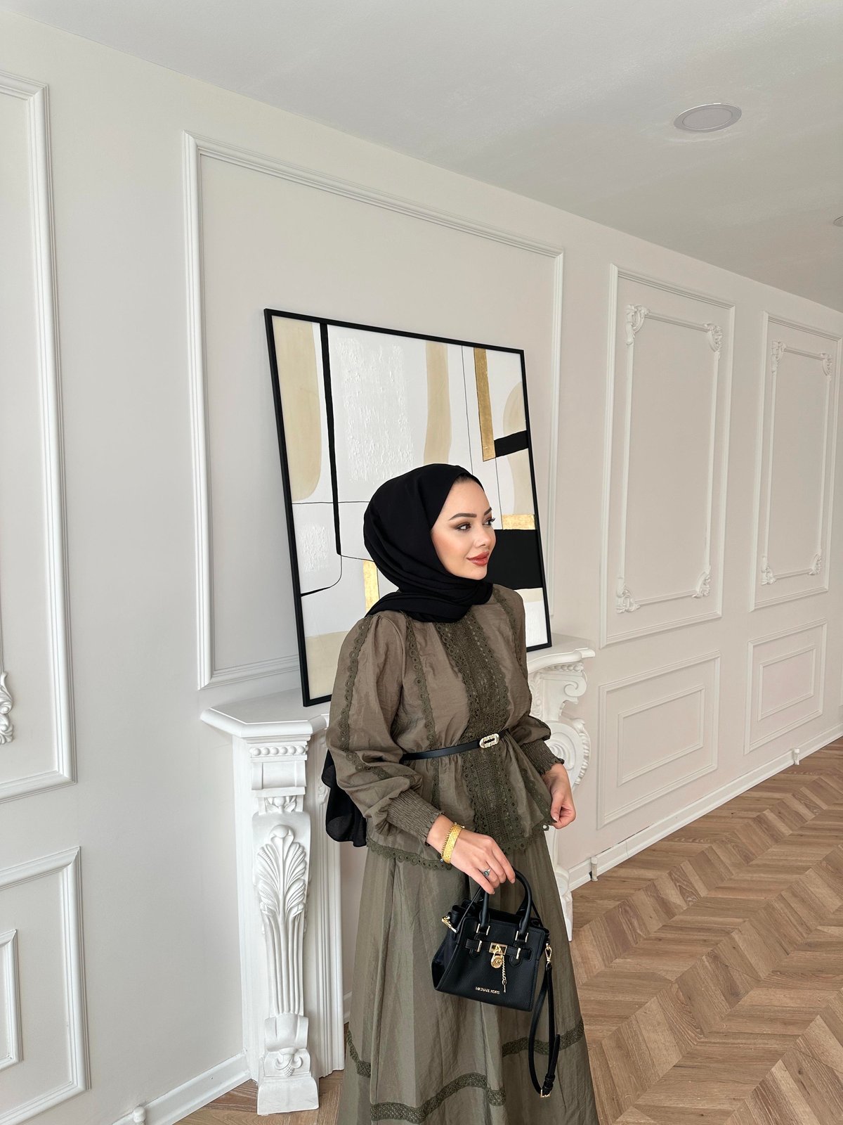 Lilia Güpürlü Etekli Takım Haki