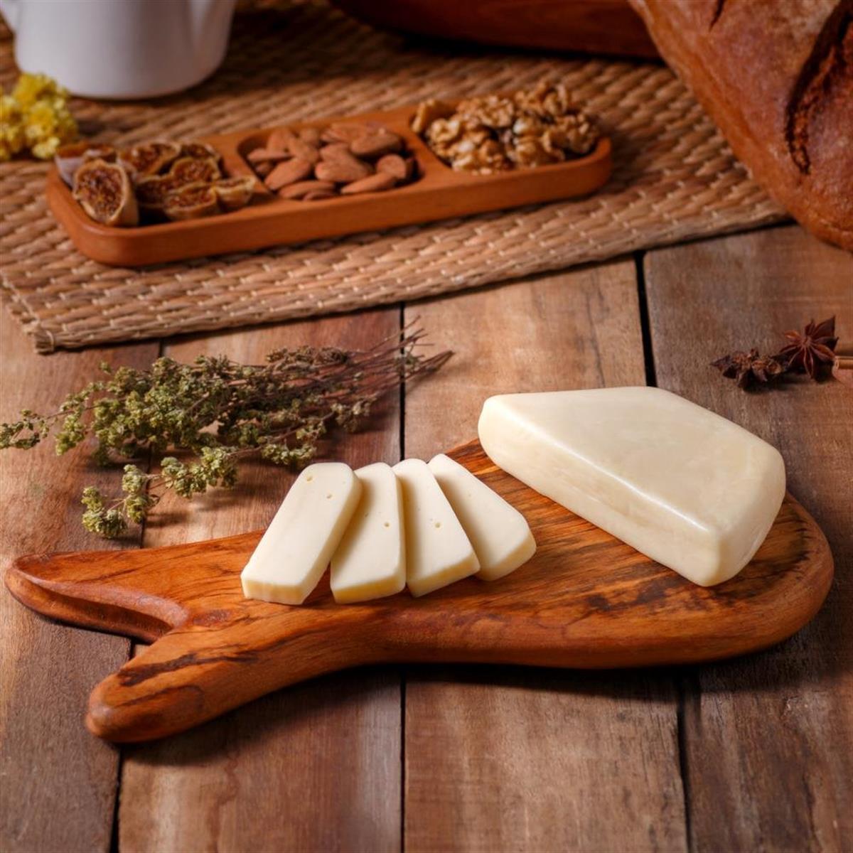 Tam Yağlı Kars Göbek Kaşar Peyniri 250 gr