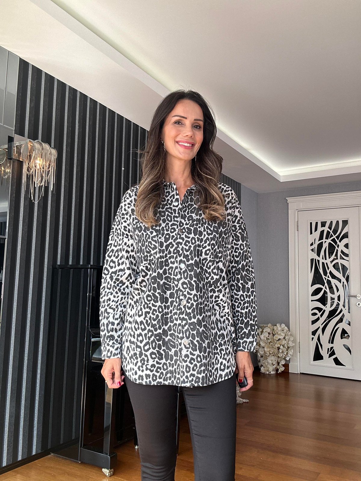 Gri Leopar Gabardin Gömlek