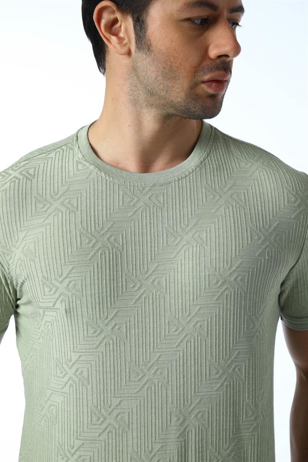 Jakarlı Bisiklet Yaka T-Shirt