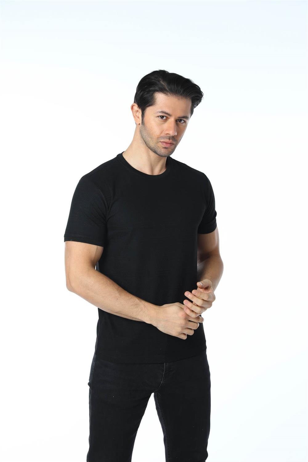 Jakarlı Bisiklet Yaka T-Shirt