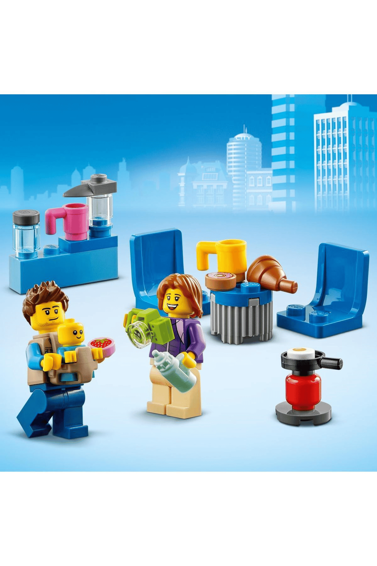 LEGO® City Tatilci Karavanı 60283 Yapım Seti; Çocuklar için Harika bir Tatil Oyuncağı (190 Parça)