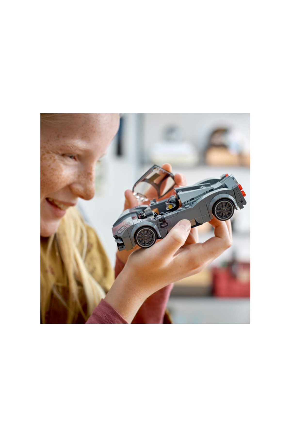 LEGO Speed Champions Pagani Utopia Seti - 249 Parça