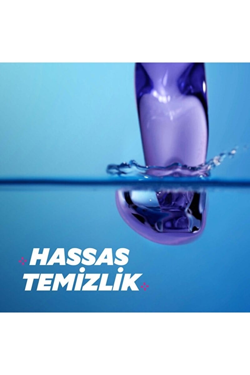 Yumoş Sıvı Bakım Çamaşır Deterjanı Siyah Ve Koyu Renkli Giysiler Için 2500 ml x3 Adet