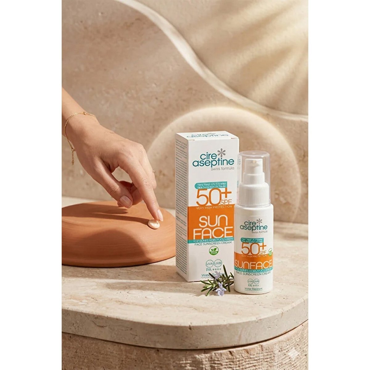  Cire Aseptine Sun Face SPF 50+ Yüz Güneş Koruyucu Losyon (60 ml)