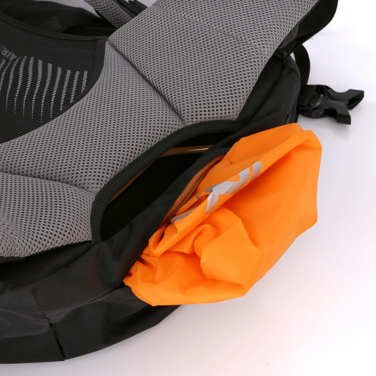 HUSKY Cingy 30 LT Sırt Çantası (Siyah)