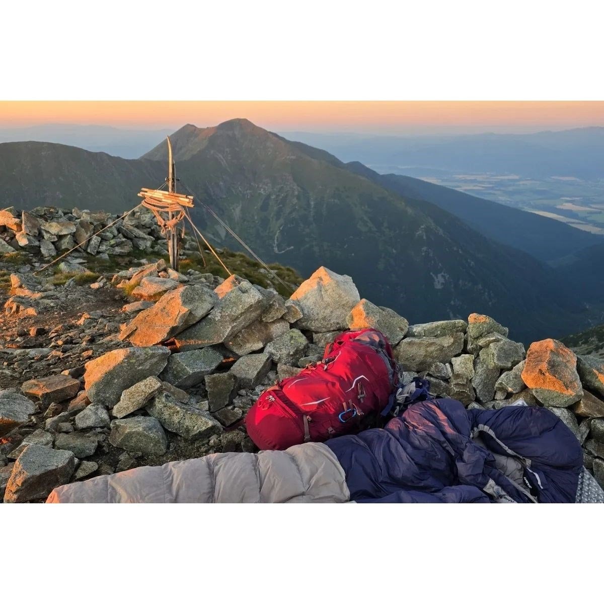 HUSKY Rony 50 LT Sırt Çantası (Bordo) | Husky Outdoor Türkiye