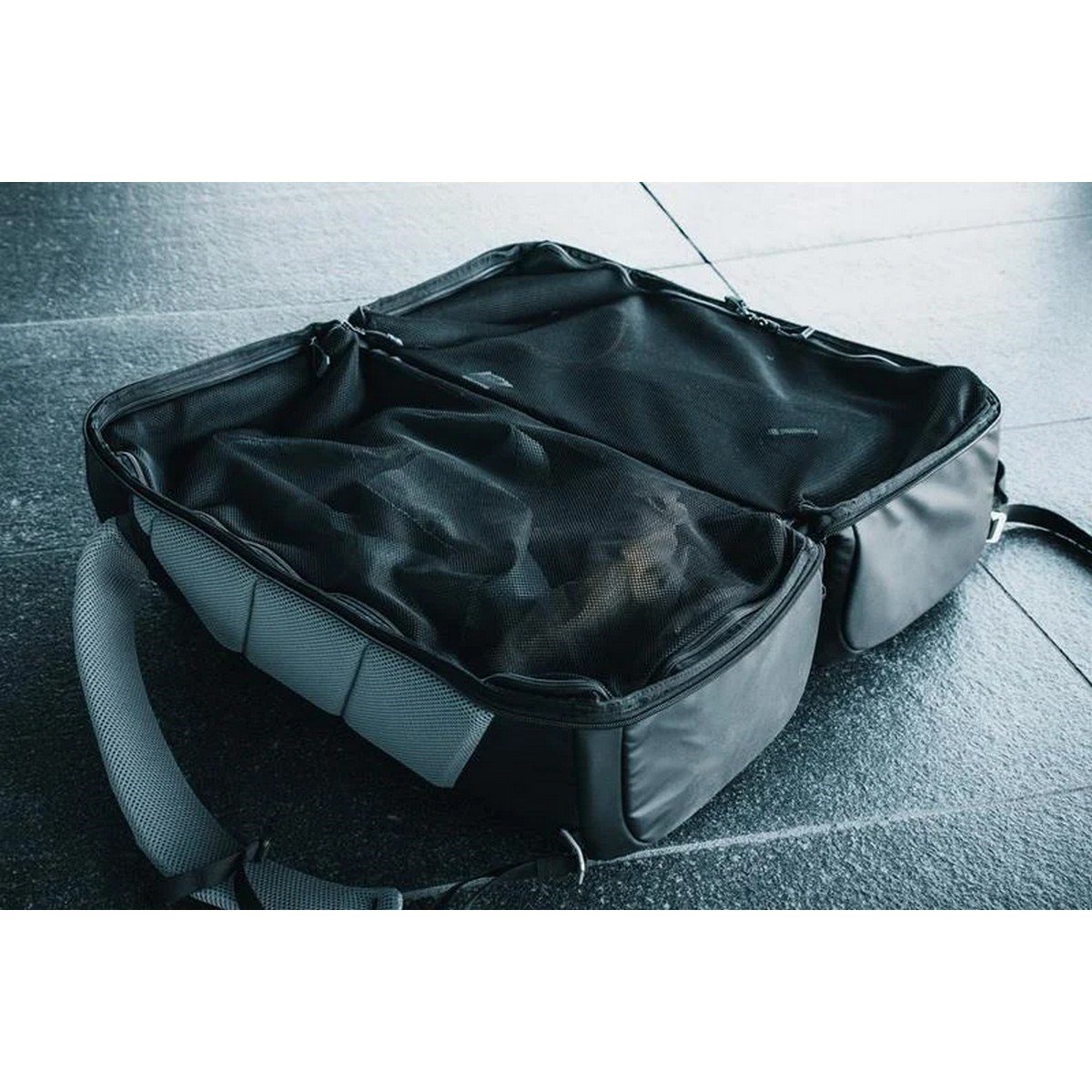 HUSKY TRUSSEL 40 LT SIRT ÇANTASI (SİYAH)