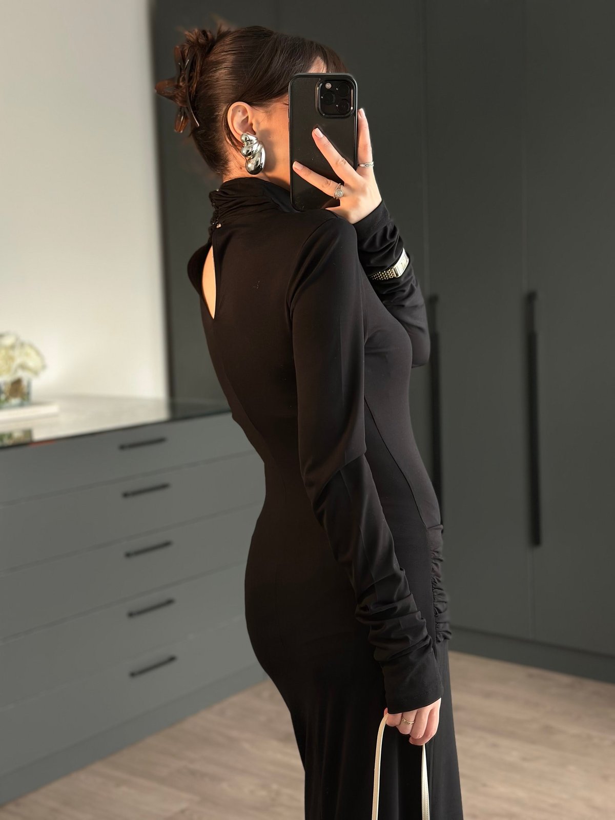DRAPE BEL DETAYLI YIRTMAÇLI ELBİSE