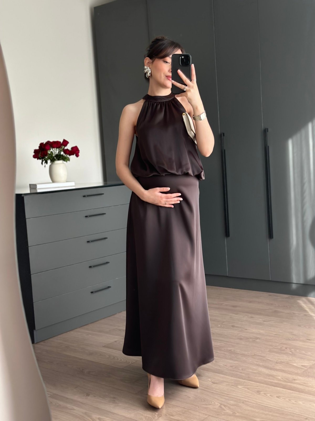 HALTER YAKA SATEN ELBİSE