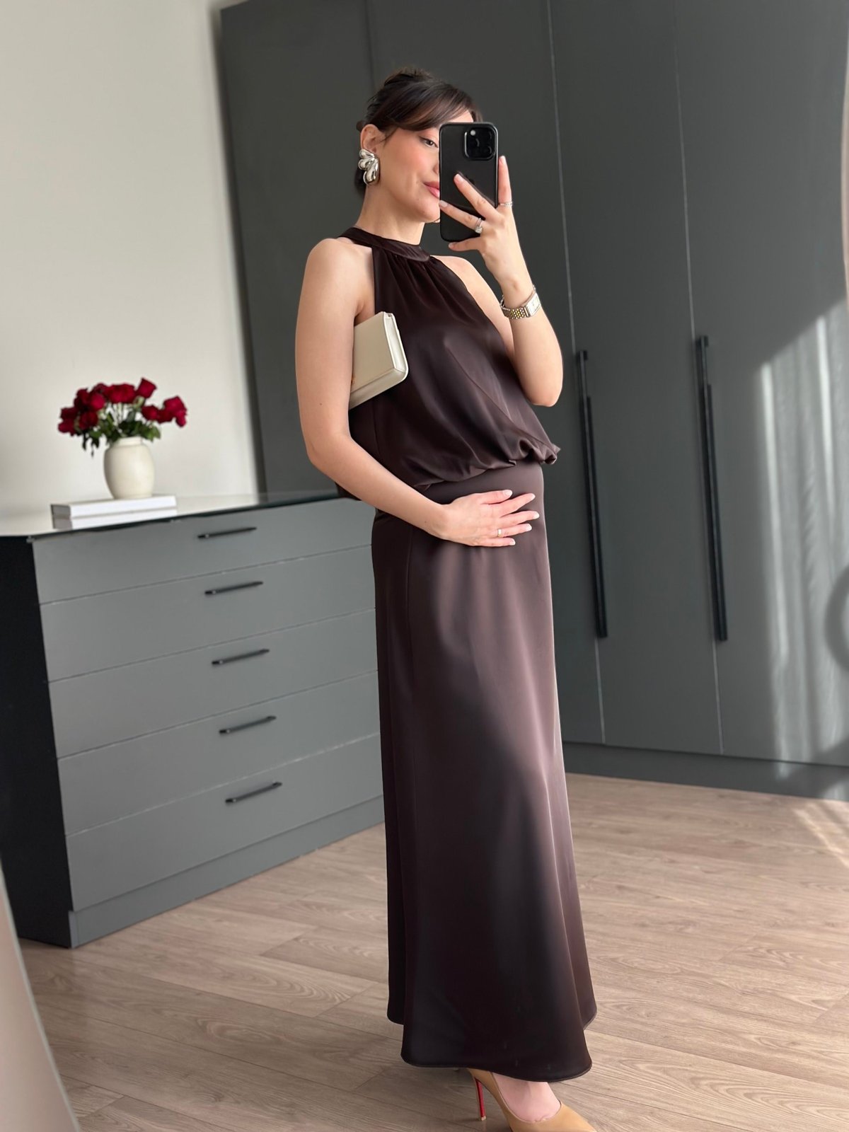 HALTER YAKA SATEN ELBİSE