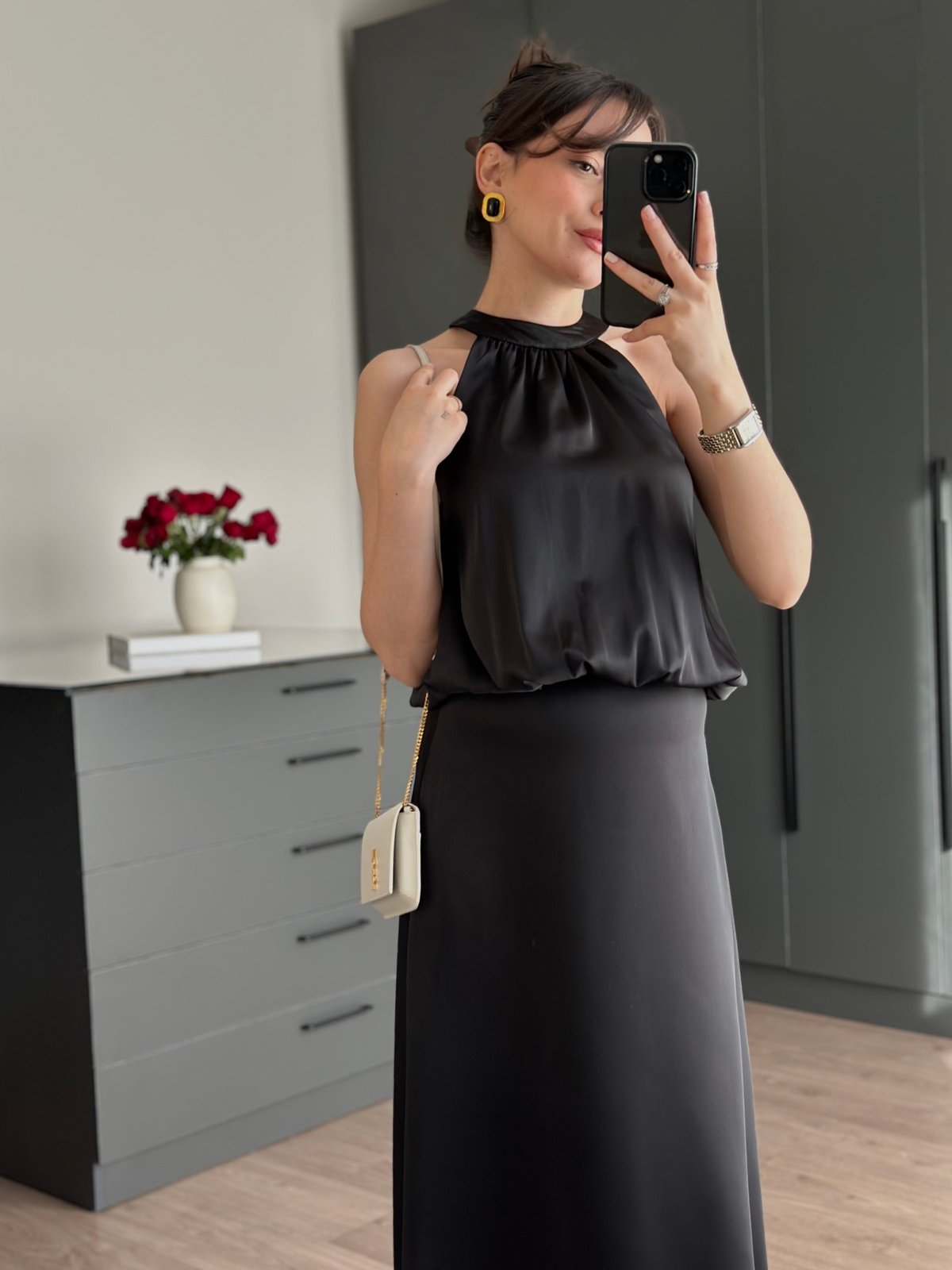 HALTER YAKA SATEN ELBİSE