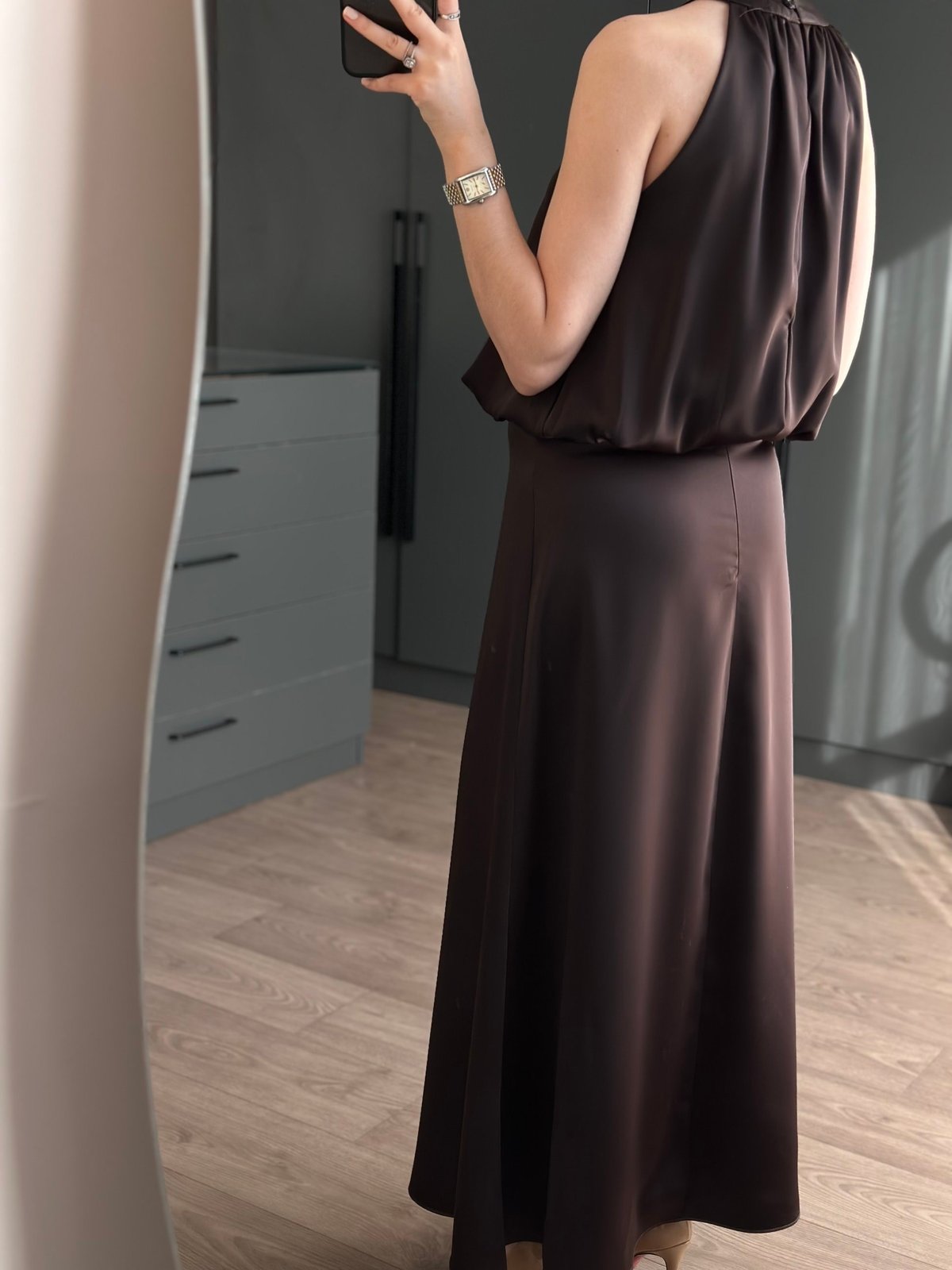 HALTER YAKA SATEN ELBİSE